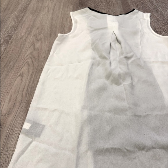Mossimo โข Silky Tank Top Blouse โข Size XS โข Black and White - Picture 5 of 9